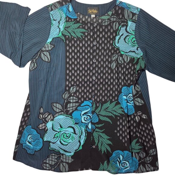 Bob Mackie Wearable Art 3/4 Sleeve Full-Button-Down Floral Blouse Top Black Blue - Picture 2 of 6